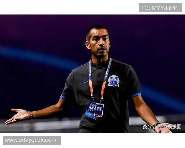 街头足球魅力无限谁是街上最帅的足球明星引发热议